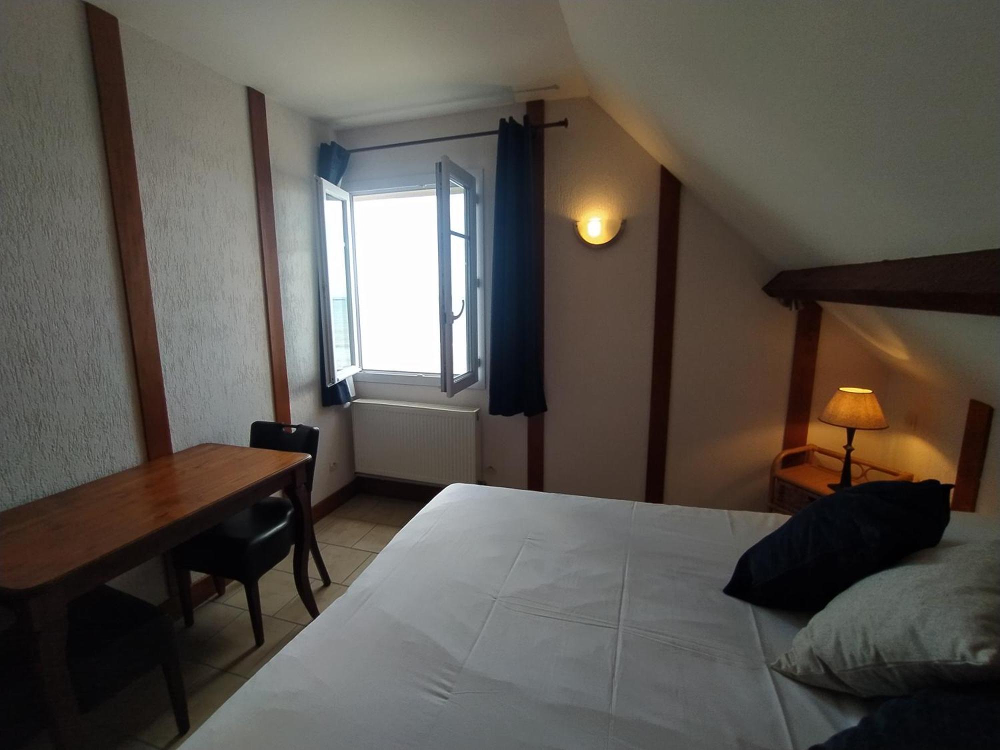 En Normandie En Front De A , 3km D'arromanches, 10km De Bayeux Apartment *
